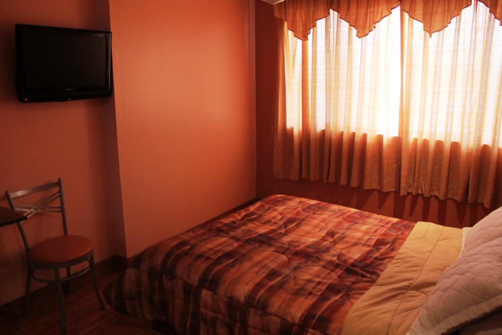 Hotel El Principe Lima Phòng bức ảnh