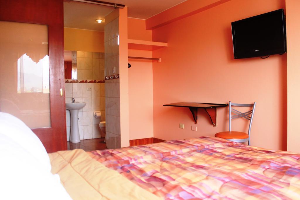 Hotel El Principe Lima Phòng bức ảnh