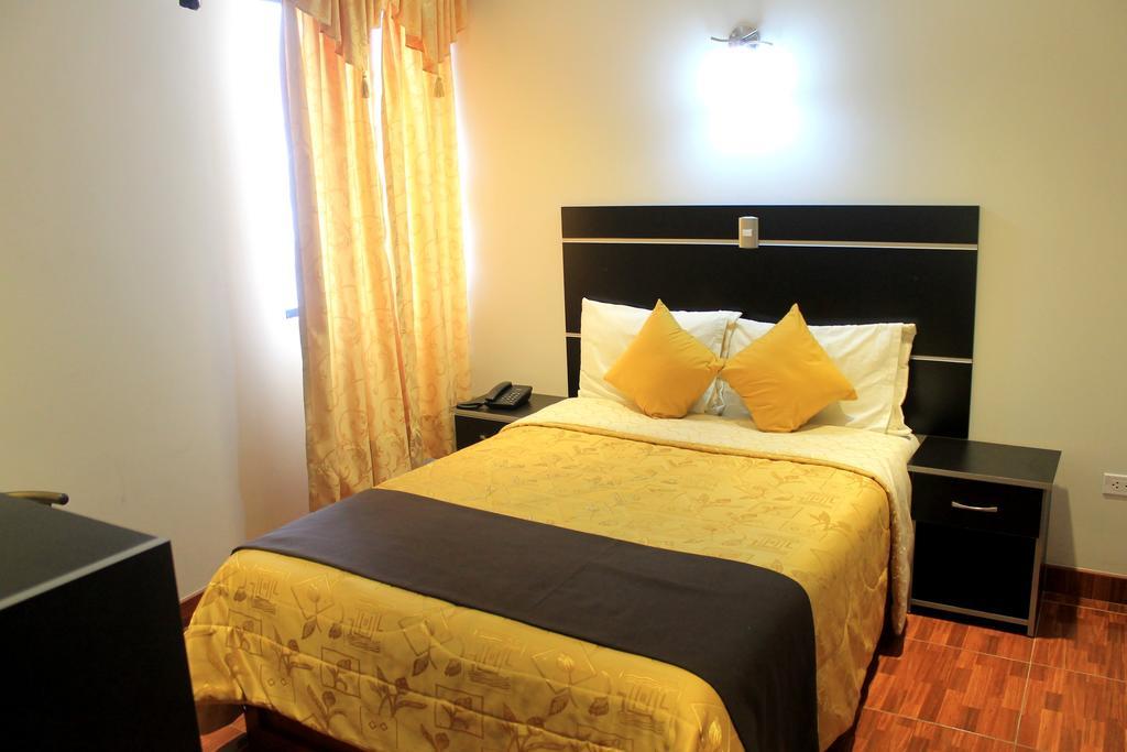 Hotel El Principe Lima Phòng bức ảnh